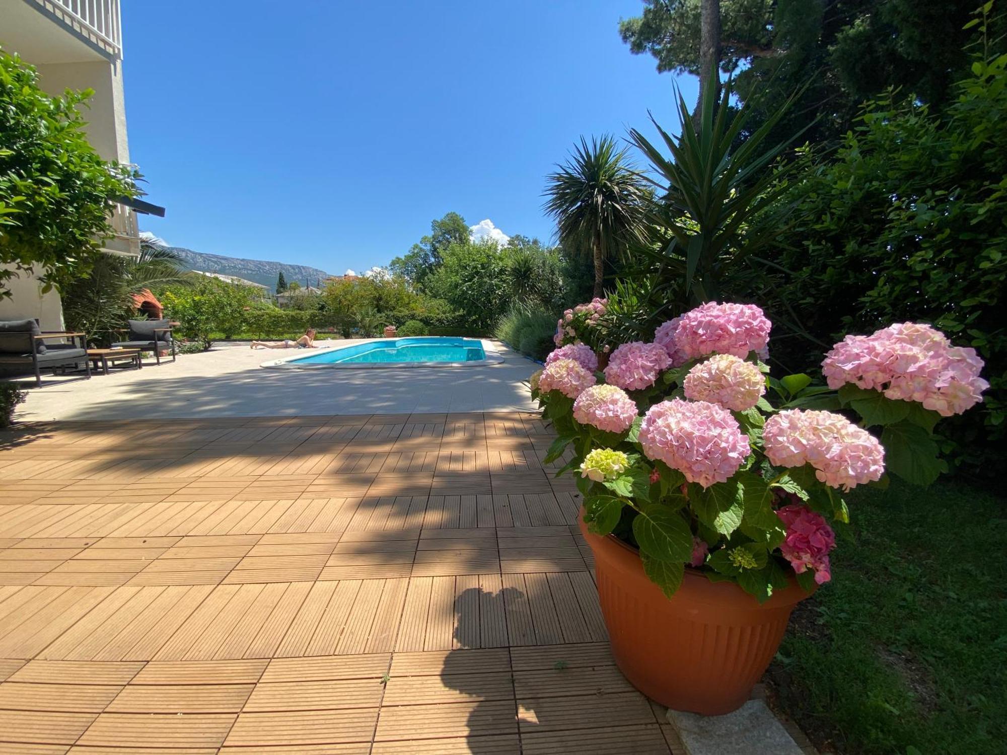 Villa Flora Kaštela Esterno foto