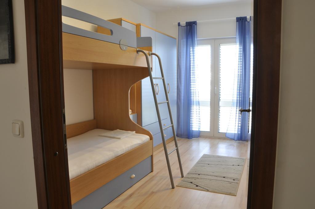 Villa Flora Kaštela Camera foto
