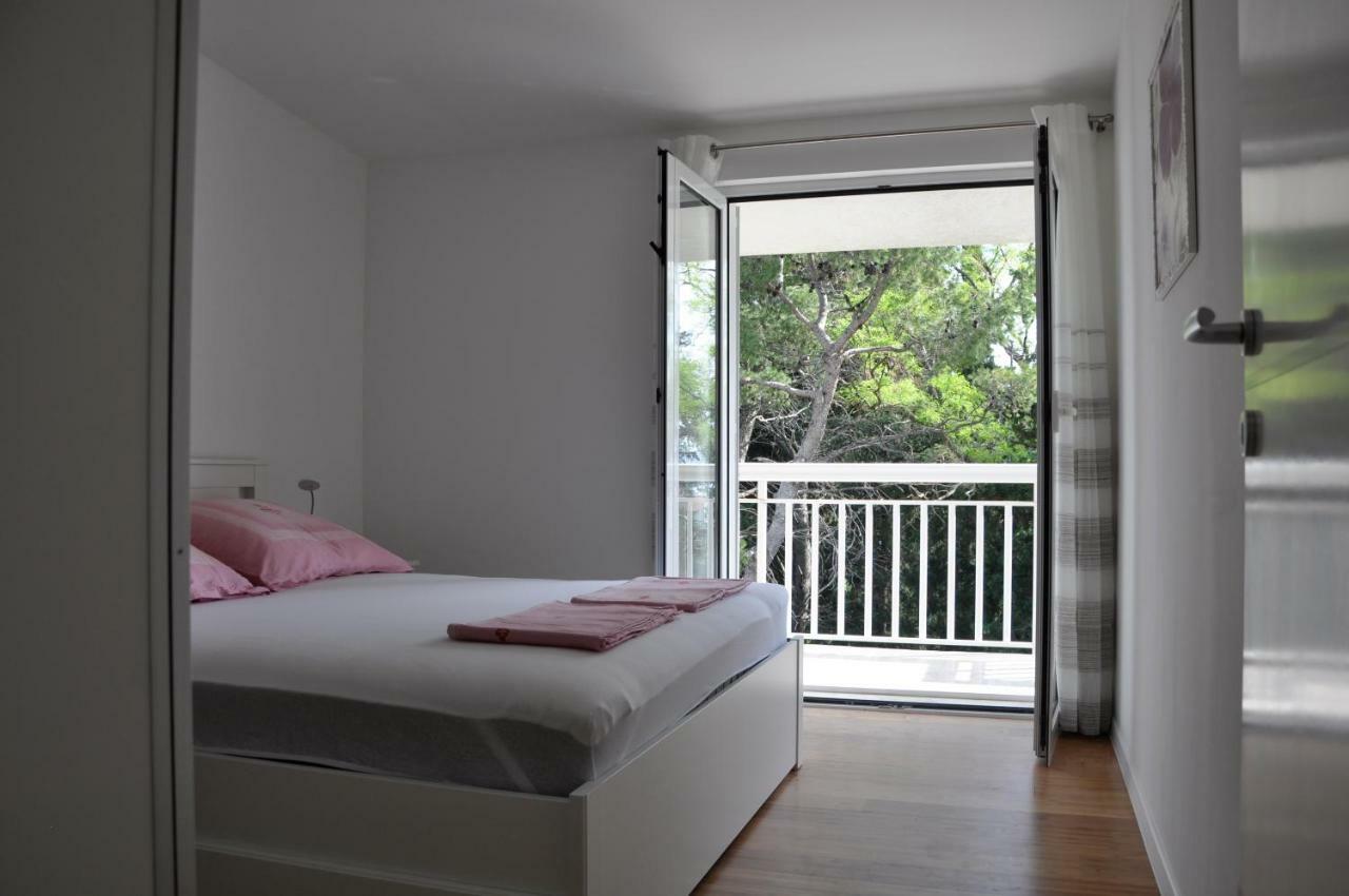 Villa Flora Kaštela Esterno foto